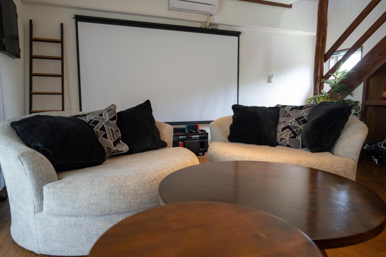 Cinema Resorts 3 Мотобу Екстериор снимка